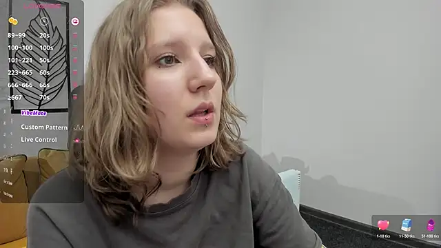 Snapshot of Hailey_Foxy chatting on February 26, 2026, 12:26 pm Hailey Foxy online show from February 26, 2026, 12:26 pm