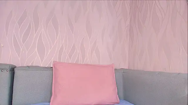 Snapshot of mia_scot chatting on October 9, 2025, 1:42 pm mia scot online show from October 9, 2025, 1:42 pm