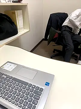 Snapshot of Daddygarry chatting on September 10, 2025, 3:28 am Daddygarry online show from September 10, 2025, 3:28 am