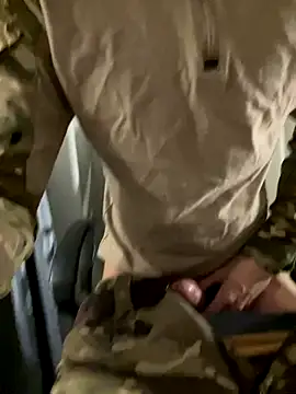 Snapshot of Daddygarry chatting on October 2, 2025, 3:19 pm Daddygarry online show from October 2, 2025, 3:19 pm