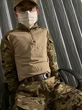 Snapshot of Daddygarry chatting on October 4, 2025, 4:16 pm Daddygarry online show from October 4, 2025, 4:16 pm