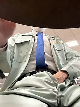 Snapshot of Daddygarry chatting on January 19, 2026, 7:56 am Daddygarry online show from January 19, 2026, 7:56 am