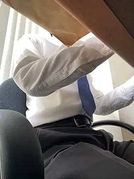 Snapshot of Daddygarry chatting on March 5, 2026, 6:09 am Daddygarry online show from March 5, 2026, 6:09 am