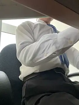 Snapshot of Daddygarry chatting on March 11, 2026, 9:37 am Daddygarry online show from March 11, 2026, 9:37 am