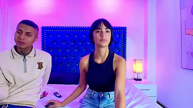 Snapshot of Damian_and_roxanne chatting on February 2, 2026, 12:48 pm Damian and roxanne online show from February 2, 2026, 12:48 pm