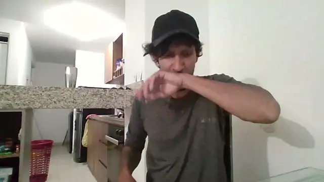 Alejandro92 cali online show from April 6, 2026, 1:36 am