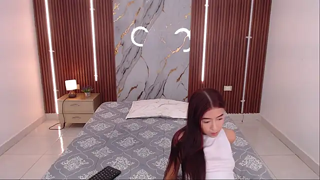 shena nomy1 online show from November 11, 2025, 7:58 pm