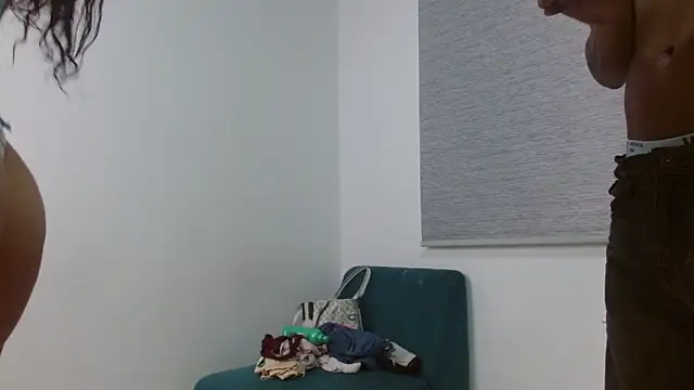 couples-hard-profond online show from September 24, 2025, 1:36 pm