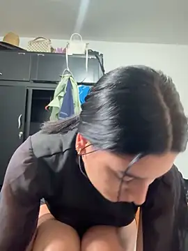 Snapshot of Scarlett_12 chatting on September 27, 2025, 1:49 pm Scarlett 12 online show from September 27, 2025, 1:49 pm