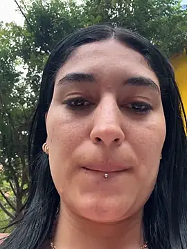 Snapshot of Scarlett_12 chatting on October 7, 2025, 11:51 am Scarlett 12 online show from October 7, 2025, 11:51 am