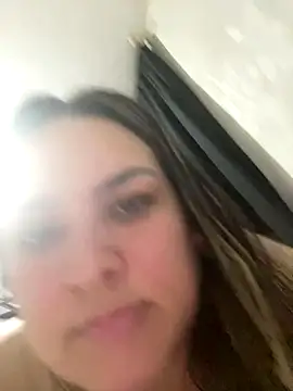 bruna438 online show from November 30, 2025, 11:20 pm