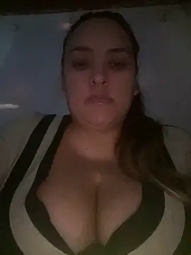 bruna438 online show from June 1, 2026, 1:57 pm