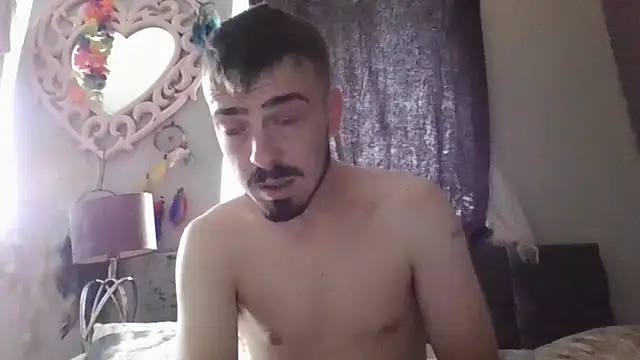 Snapshot of jaycoy22 chatting on September 18, 2025, 11:01 am jaycoy22 online show from September 18, 2025, 11:01 am