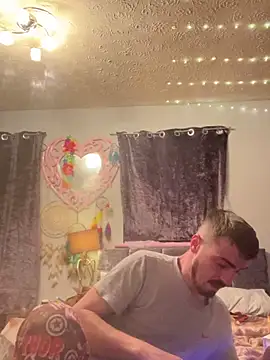 Snapshot of jaycoy22 chatting on September 20, 2025, 5:30 am jaycoy22 online show from September 20, 2025, 5:30 am