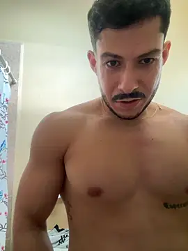 Snapshot of Darg98 chatting on October 4, 2025, 9:57 pm Darg98 online show from October 4, 2025, 9:57 pm