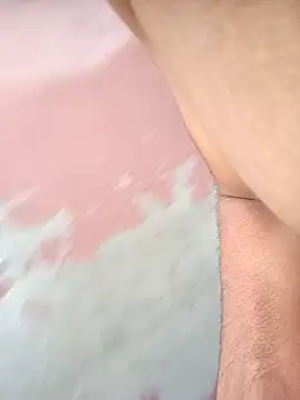 monster 33 online show from October 25, 2025, 2:52 am