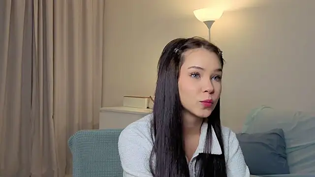 slyshypie online show from October 5, 2025, 1:31 pm