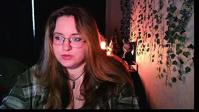 Snapshot of ZayaRush chatting on October 21, 2025, 8:48 am ZayaRush online show from October 21, 2025, 8:48 am