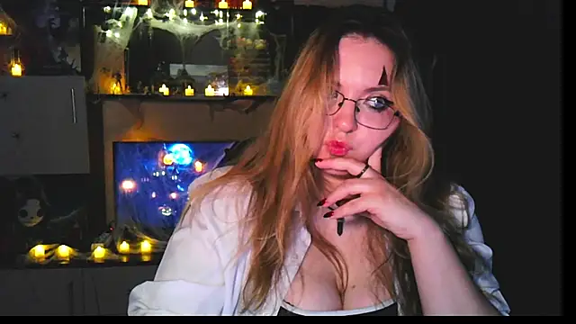 Snapshot of ZayaRush chatting on October 27, 2025, 12:31 pm ZayaRush online show from October 27, 2025, 12:31 pm