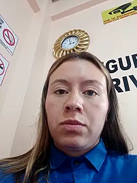 Hannah-colx online show from December 18, 2025, 6:58 pm