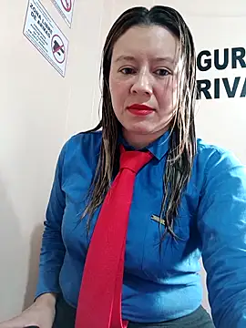 Hannah-colx online show from March 3, 2026, 2:23 pm