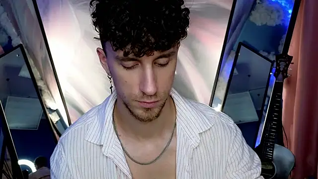 mark caron online show from November 18, 2025, 2:39 am