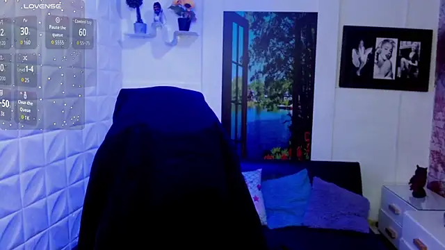 Eva Roussell online show from November 28, 2025, 2:42 pm