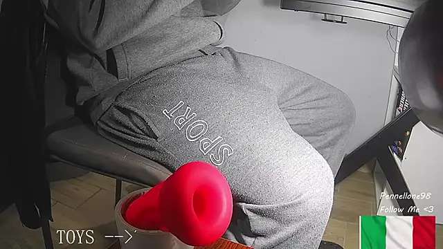 Snapshot of Pennellone98 chatting on November 21, 2025, 8:51 pm Pennellone98 online show from November 21, 2025, 8:51 pm