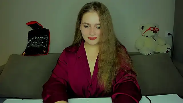 Snapshot of yourgem__ chatting on October 9, 2025, 6:28 pm yourgem online show from October 9, 2025, 6:28 pm