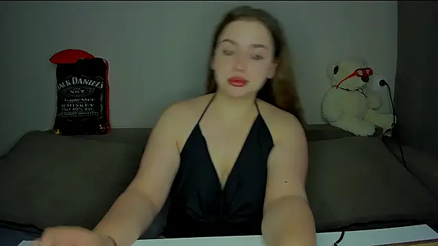 Snapshot of yourgem__ chatting on February 5, 2026, 3:33 am yourgem online show from February 5, 2026, 3:33 am