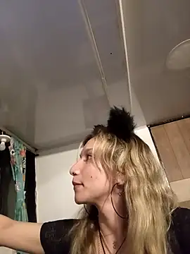 Snapshot of Licethf00x chatting on October 26, 2025, 4:51 am Licethf00x online show from October 26, 2025, 4:51 am