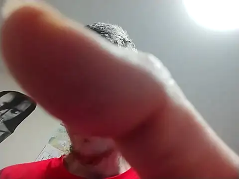 Snapshot of jizzyglizzy92 chatting on September 13, 2025, 11:37 pm jizzyglizzy92 online show from September 13, 2025, 11:37 pm