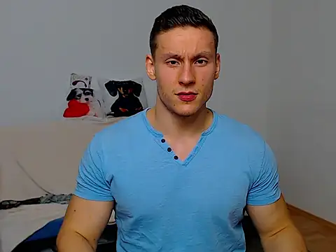 ZeinMiracles online show from September 24, 2025, 6:22 pm