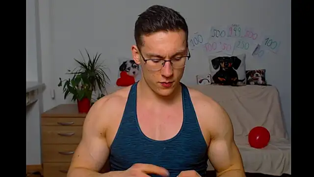 ZeinMiracles online show from January 12, 2026, 10:37 pm