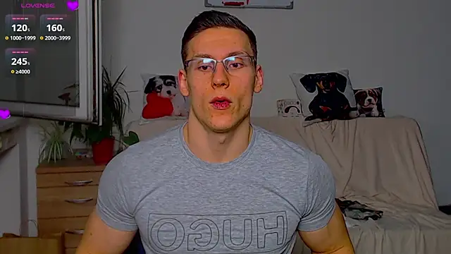 ZeinMiracles online show from March 28, 2026, 8:08 pm