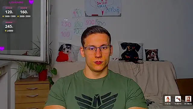 ZeinMiracles online show from April 14, 2026, 6:58 pm