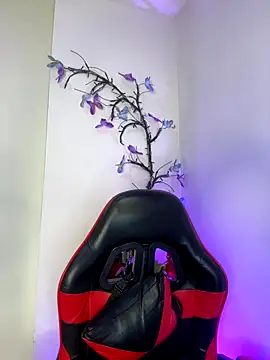 CATALEYA CAST1 online show from November 21, 2025, 10:30 pm