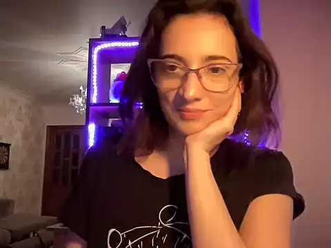 Tomiriss online show from September 20, 2025, 1:50 am