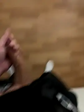 Snapshot of cook907920 chatting on November 7, 2025, 1:05 am cook907920 online show from November 7, 2025, 1:05 am