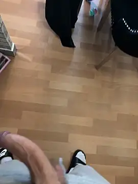 cook907920 online show from April 8, 2026, 12:49 pm