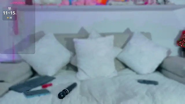 -aureal- online show from December 21, 2025, 3:24 am