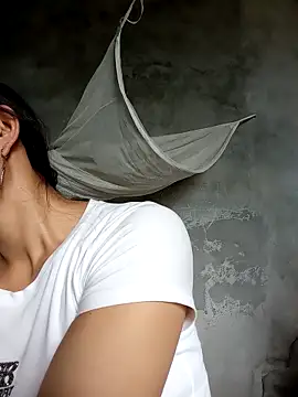 tcm-cute online show from October 11, 2025, 5:39 am