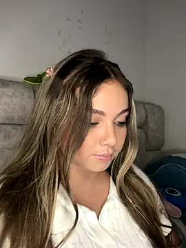 AnnyLopezzz  online show from September 21, 2025, 5:25 pm