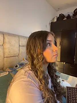 AnnyLopezzz  online show from March 20, 2026, 5:01 am