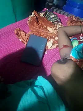 parmila203 online show from April 13, 2026, 5:29 pm