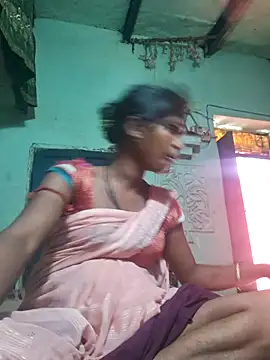 parmila203 online show from April 14, 2026, 5:35 am