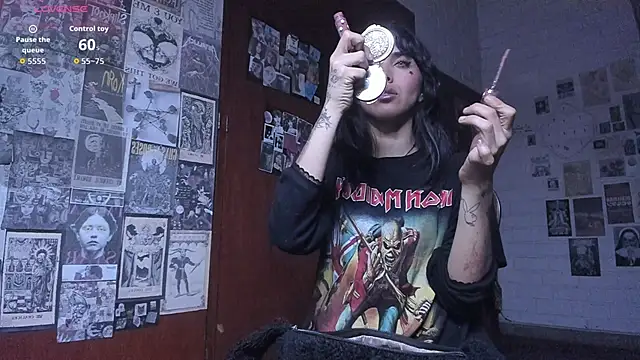 DiosaSexSymbol online show from October 8, 2025, 5:27 am