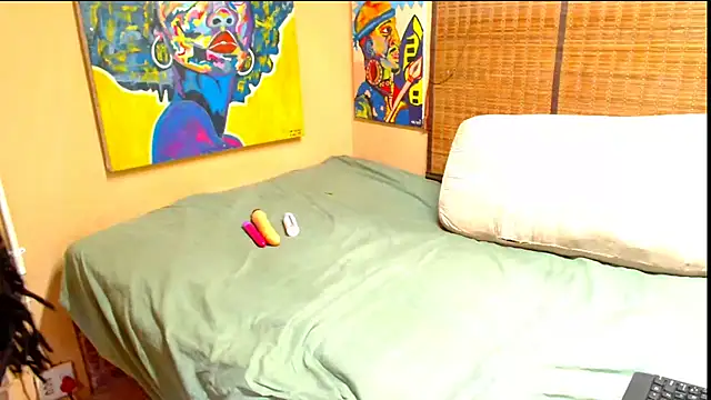 BootyQueen24X online show from November 6, 2025, 6:36 am