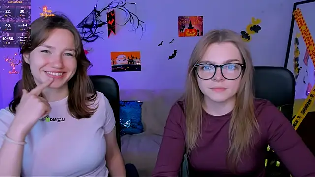 veronica bubble online show from October 28, 2025, 8:22 pm