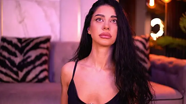 ArinaCarter online show from October 28, 2025, 6:21 pm